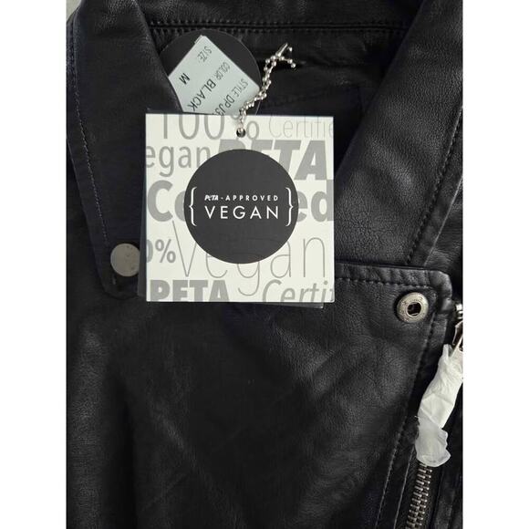 Coalition LA Black Faux Leather Moto Jacket Quilted Sleeves BNWT Size M - Picture 10 of 16